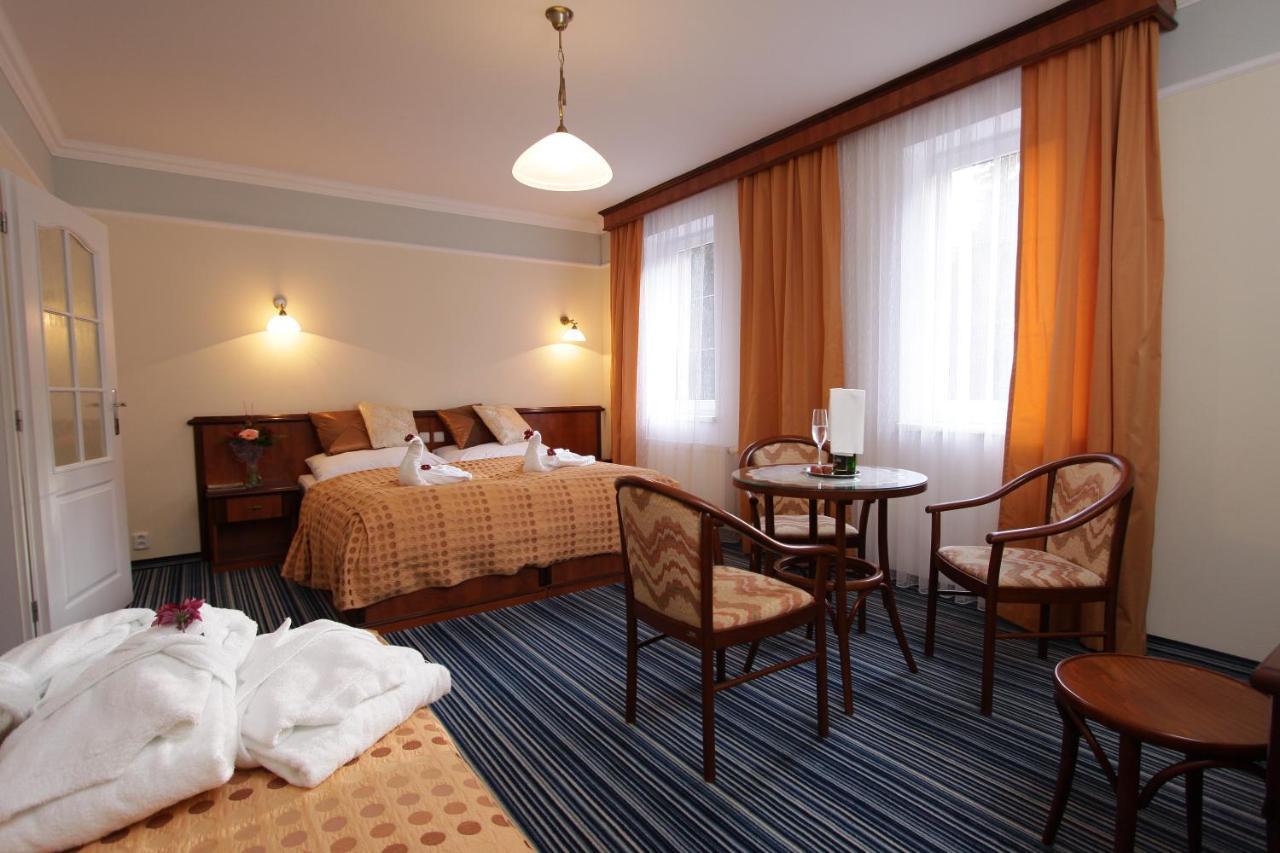 Spa & Wellness Hotel Harmonie Marianske Lazne Ngoại thất bức ảnh